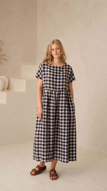 Oversized Linen dress REINA with pockets: Gingham linen
